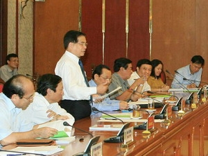 Đại diện Bộ Chính trị làm việc với Đảng bộ các tỉnh